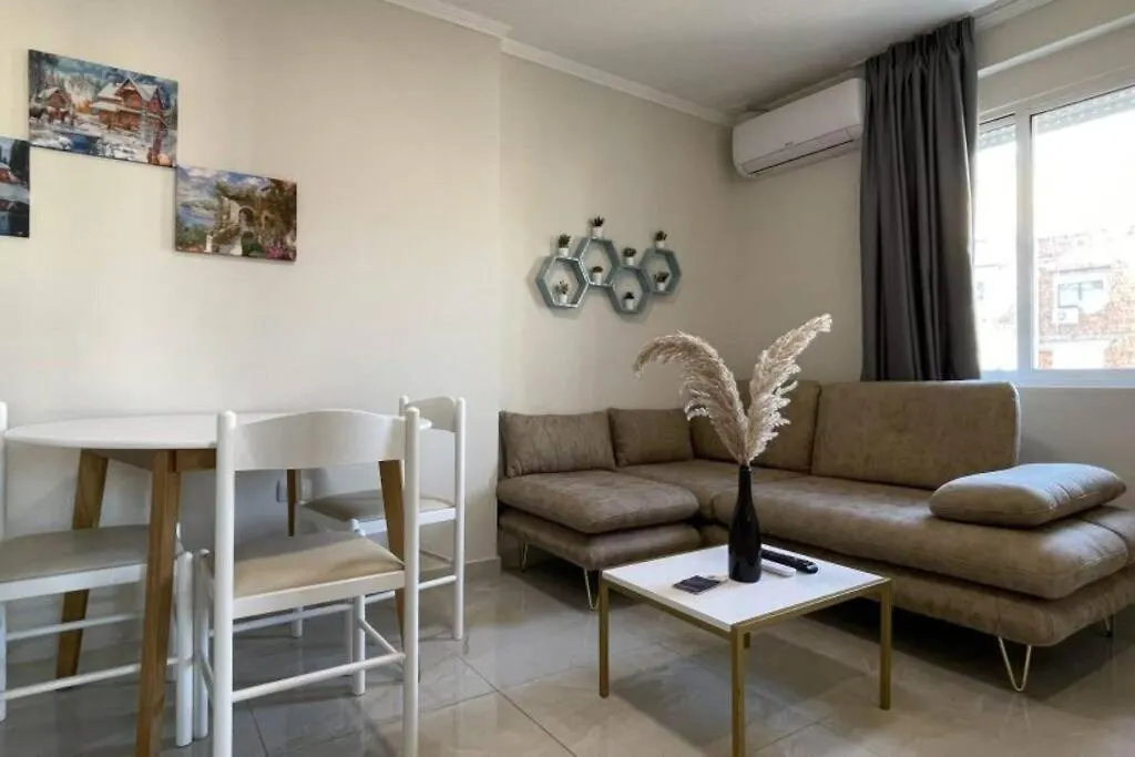 Central Apartment M. Shyri Str.1 Tirana